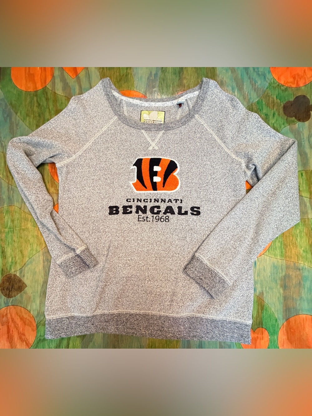 Women’s Tommy Bahama Football Long Sleeve Pullover NFL Cincinnati Bengals Sz Lar